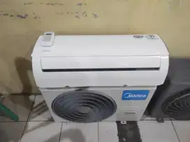 DINGIN AC BEKAS MIDEA 1/2 PK 350 WATT LIKE NEW SIAP PASANG