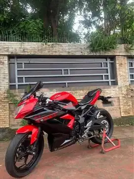 Kawasaki Ninja 250 mono Tahun 2017
