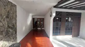 Rumah di Jl. Pluto