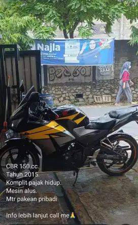 Dijual CBR 150 CC harga 15jt  nego halus sampe jadi