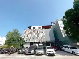Dijual Cepat gedung Komersil Lokasi strategis Metland Cipondoh
