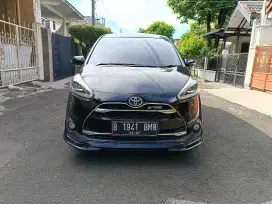Toyota Sienta Q Automatic Hitam 2016 TDP 5jt