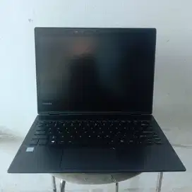 Laptop 2in1 Toshiba Portege X20W-E Core i5 8250u Ram 8GB- 256GB D-RC