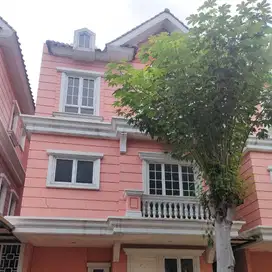 dijual rumah di cluster omaha village gading serpong tangerang