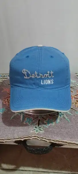 Caps Reebok X NFL
Detroit
All size
Full tag