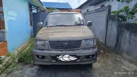 Kijang Krista 2.0 Bensin