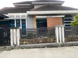 Rumah besar jln Lkmd 3. Batu Ampar, Balikpapan