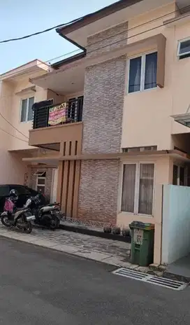 Rumah siap huni di Caman Utara