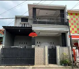 Rumah 2 lantai dekat Summarecon di Titiyan Kencana, Kota Bekasi