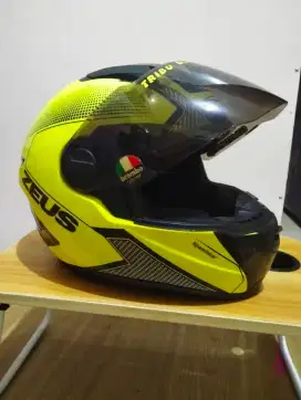 Helm Fullface Zeus