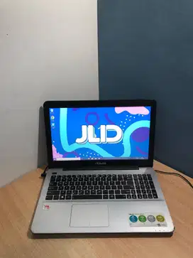 Laptop ASUS X555B SSD 256GB