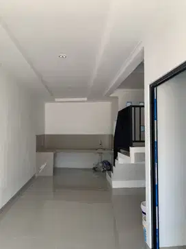Rumah Mewah Selangkah Ke Stasiun Desaign Layout