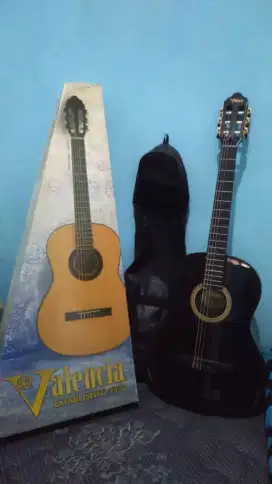 Gitar akustik, baru, belum pernah d pake