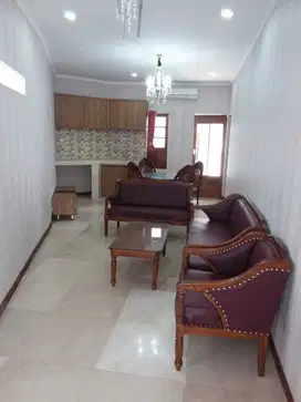 Disewakan rumah raya kupang baru hook jalan besar