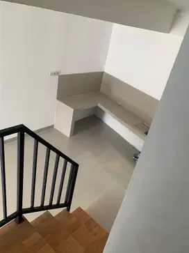 Rumah 2 lantai type 60/60 Sertipikat SHM