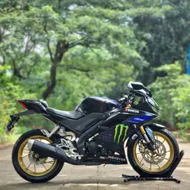 YAMAHA R15 V3 MONSTER 2020 KM 13K PAJAK ON MULUS