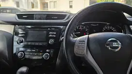 Nissan X-Trail 2015 Bensin