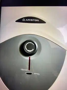 Water haiter ariston