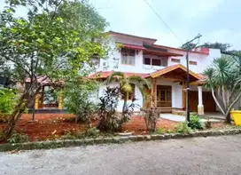 Di sewakan rumah dalam komplek siap huni kawasan jatipadang psr.minggu