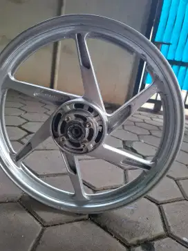 Velg suzuki satria hiu