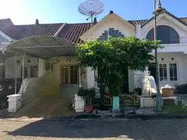 Dijual rumah siap huni pakuwon city cluster Taman mutiara