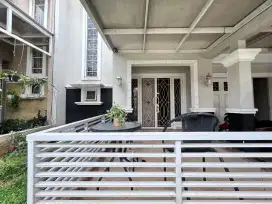 Rumah Cantik Raffles Hills Cibubur Siap Huni NEGO