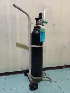 Tabung oksigen/troli