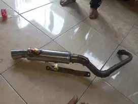 Dijual knalpot pemakaian Mio smile harga 350 nego sampai jadi