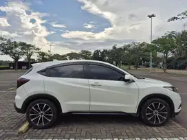 Honda HR-V 2018 S M/T