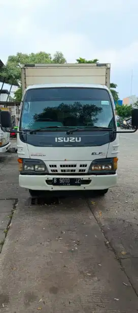 Isuzu Elf 2010 NKR55