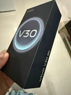 Vivo v30 12/512