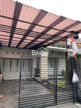 Dijual Rumah Lokasi Strategis di Bintaro Jakarta Selatan