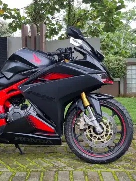 Honda CBR 250RR thn 2021 Odo 3rb 3 Riding Mode Like New Koko Motor