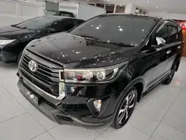 Innova Venturer 2.4 Diesel Automatic/At 2022 Super Istimewa