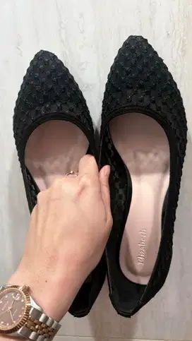 Preloved sepatu/flat shoes/heels elizabeth