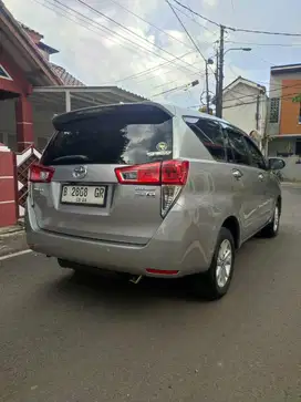 Toyota kijang Inova G 2.4 Diesel at metic Tahun 2017 Silver Genap