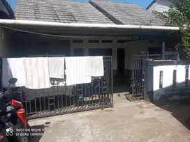 Rumah murah siap huni dan strategis di Kemang Bogor