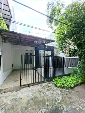 Rumah Siap Huni Di Bintaro Jaya Sektor 9  8604