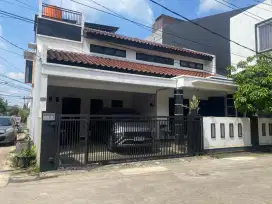 Rumah Hook di Bintara Jaya Permai, Bekasi Kota