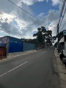 Dijual Cepat! Bangunan Kantor & Workshop Siap Pakai – Lokasi Strategis