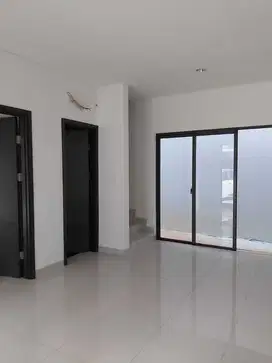 Disewakan Rumah Bagus Siap Huni Di Wisteria Metland Menteng Jakarta