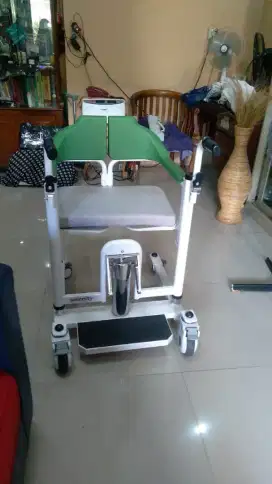 Kursi Roda Transfer Pasien Serenity TC-803 Pedal Hidrolik + Commode