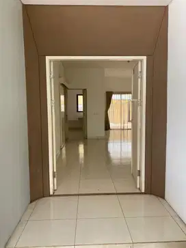 SEWA RUMAH KOMPLEK CASSIA JGC