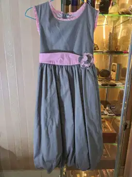 BAJU PRELOVED GAUN ANAK