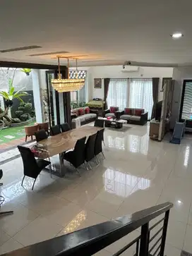 DIJUAL RUMAH PRIVATE POOL The Green Cluster Blossom Ville BSD
