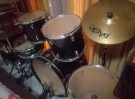 drum sonor 505  cimbal paiste