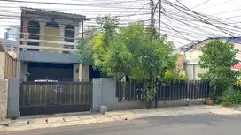 Dijual Tanah & Bangunan di Lokasi Jl Gatot Subroto