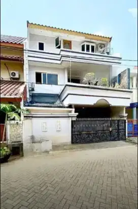 Rumah Mewah 3 Lantai (Bebas Banjir) Di Jatibening Estate