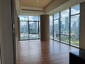 Apartemen Pet Friendly Verde One 3+1 BR Semi Furnish