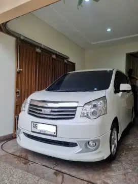 Toyota nav1 v matic 2013